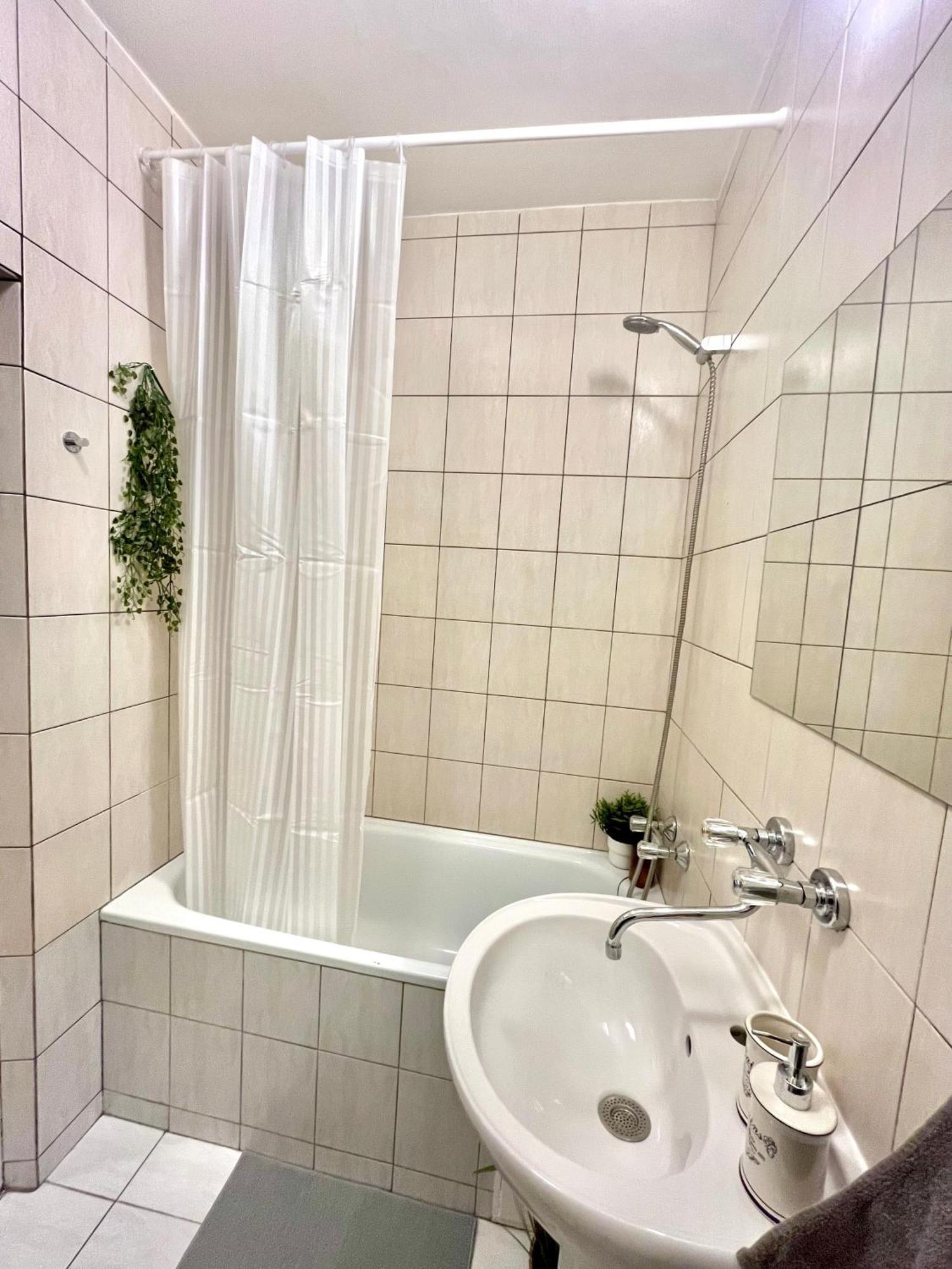 Apartment Simona - Old Town Bratislava Exterior photo